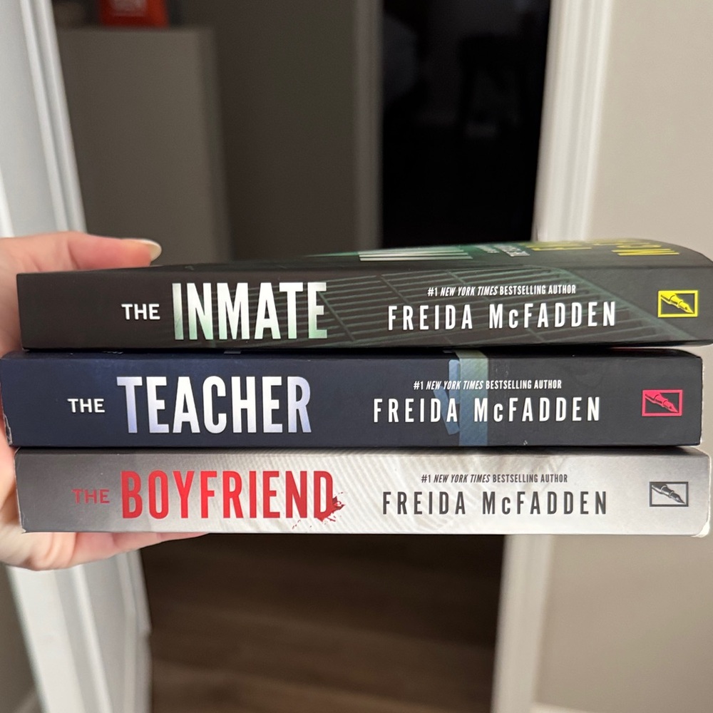 Freida McFadden Book Set